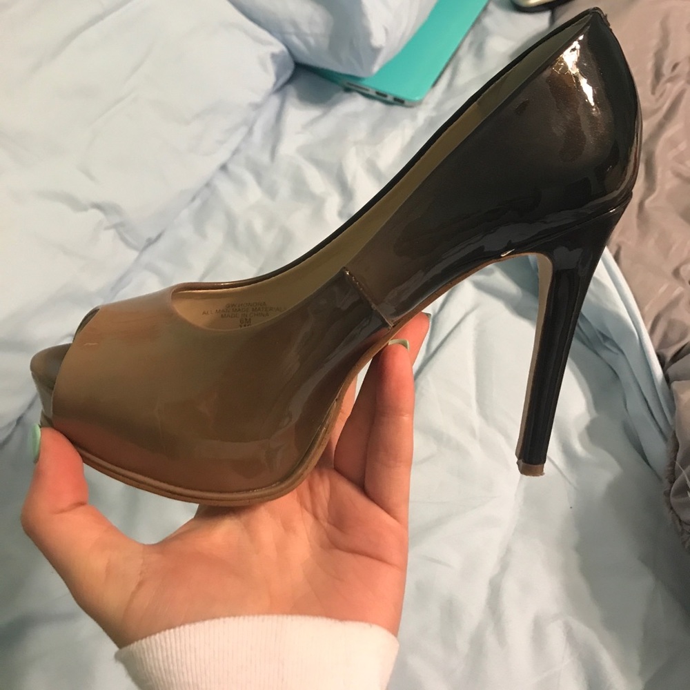 Guess heels gold to black